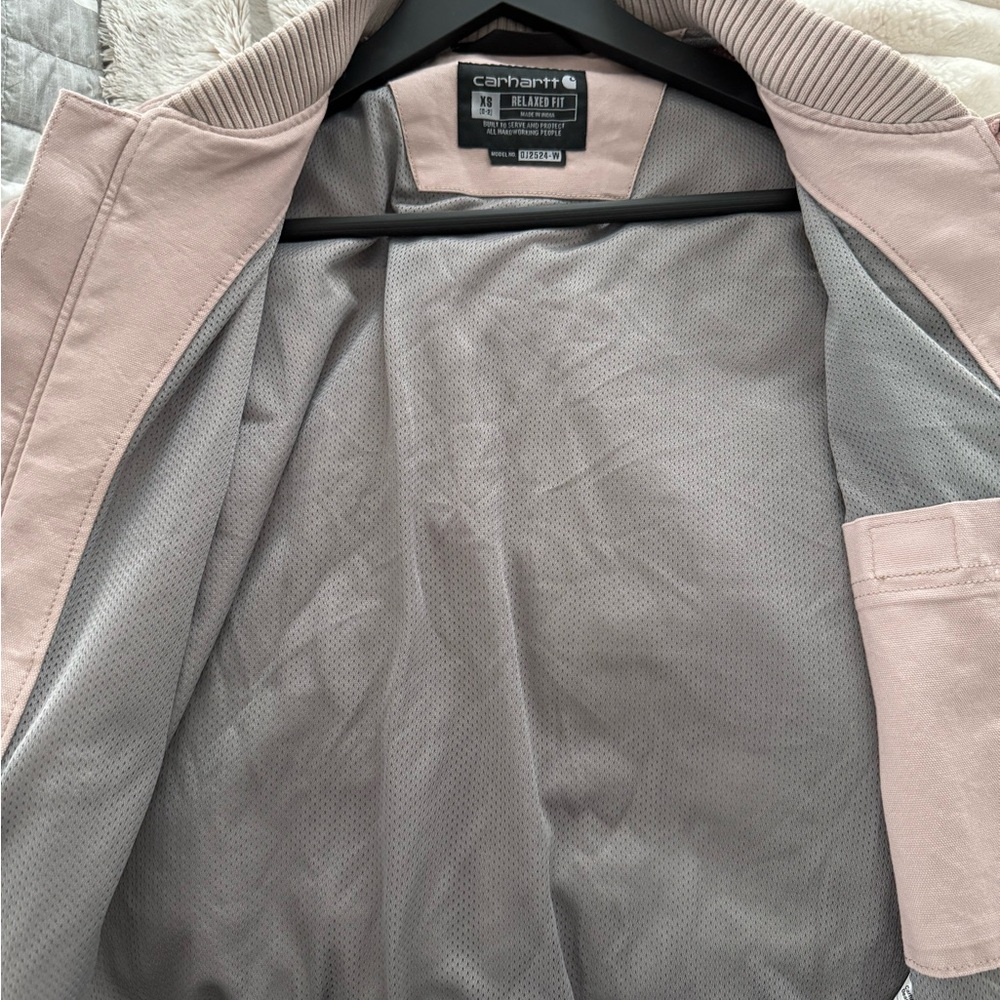 New with tags!Carhartt Women's rugged flex Utility Jacket in mauve/purple/grey. - Picture 6 of 7
